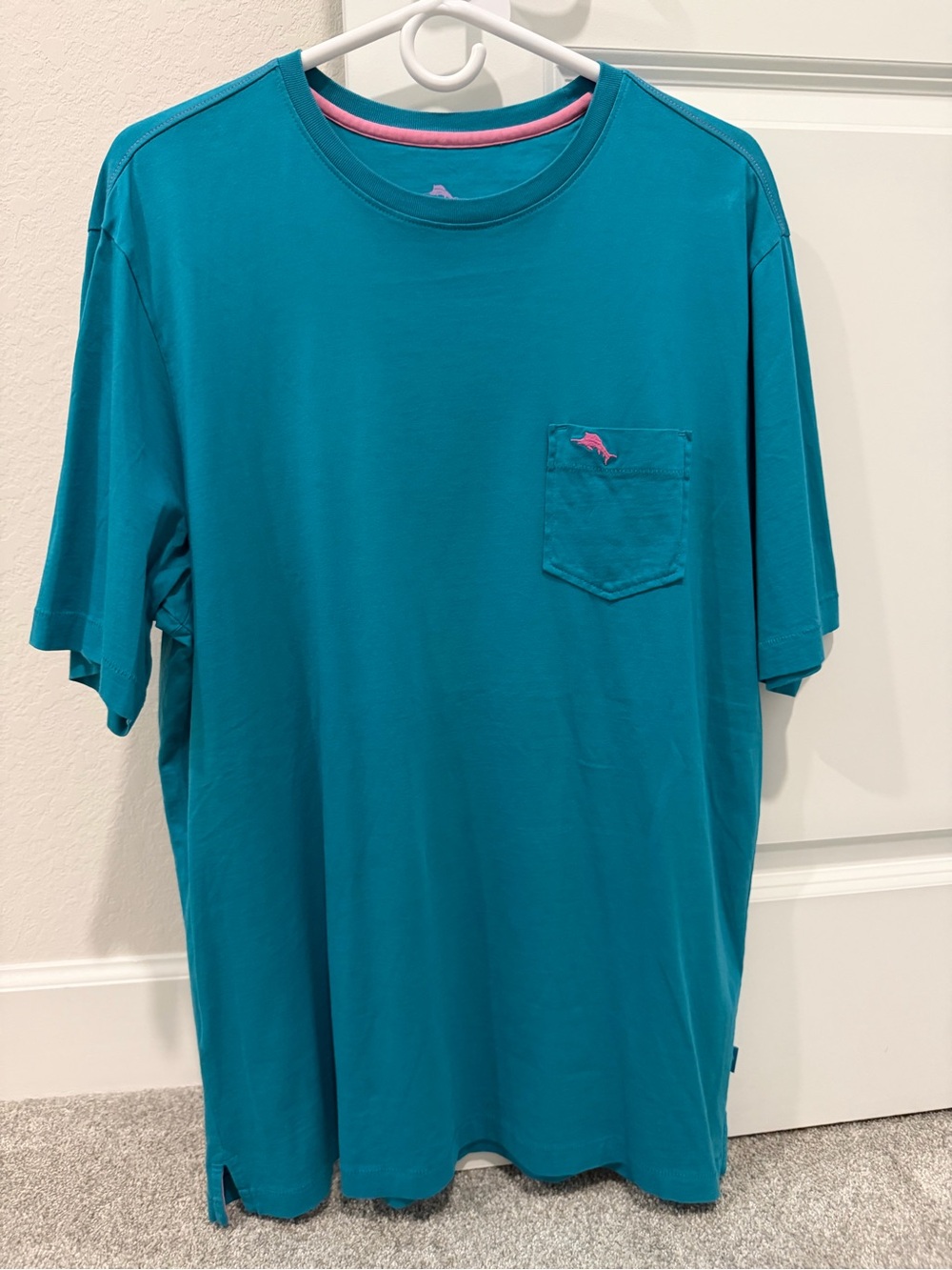 Tommy Bahama Men's Pima Cotton Pocket T-Shirt Teal Pink Logo Medium